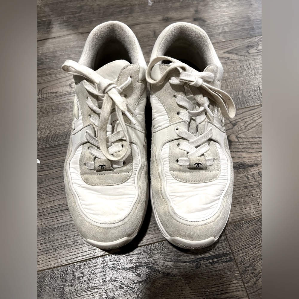 Chanel CC  Suede Trainer  Sneakers 👟